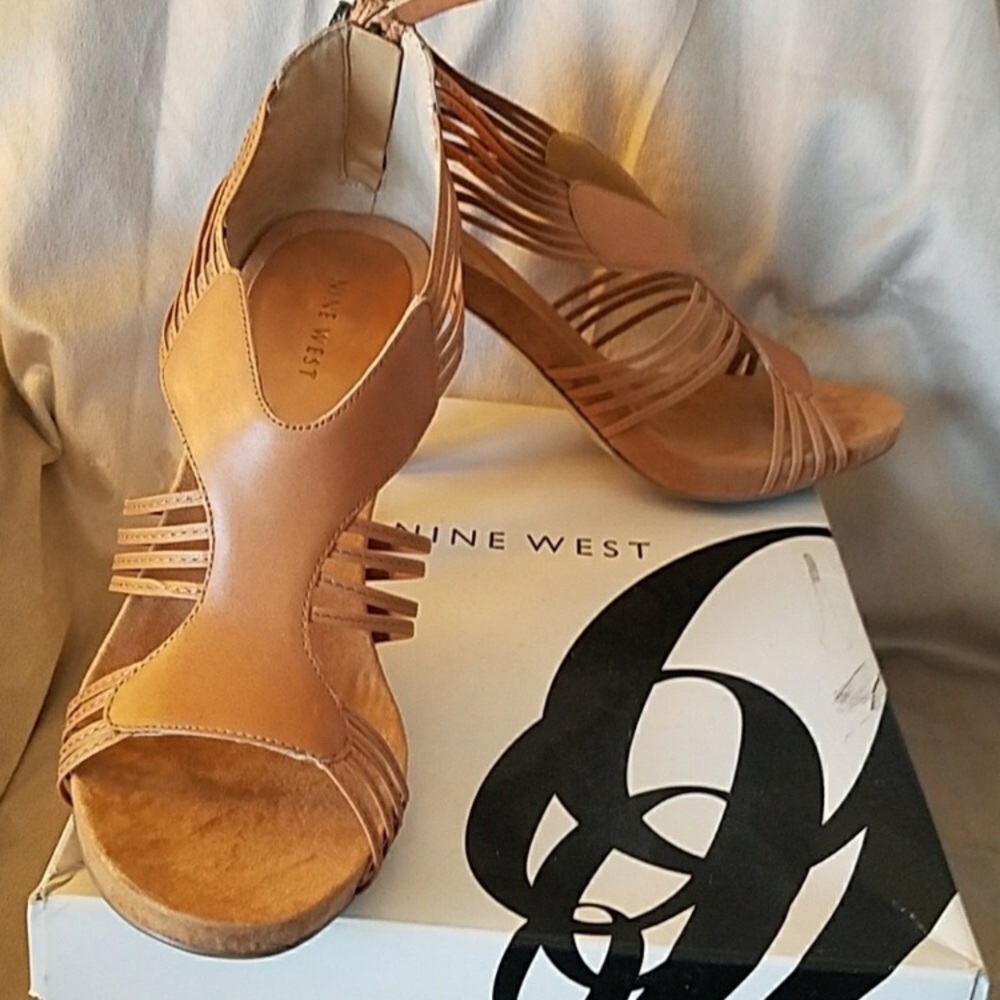 Nine West Shophias